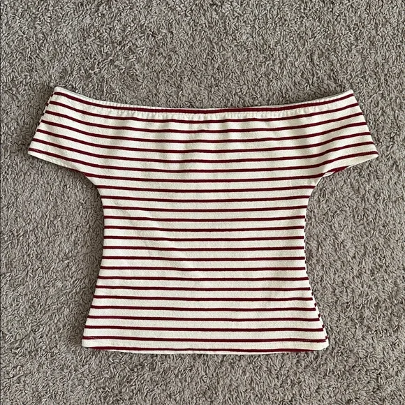 MIZZGUIDED Striped Off-Shoulder Top - Picture 4 of 11
